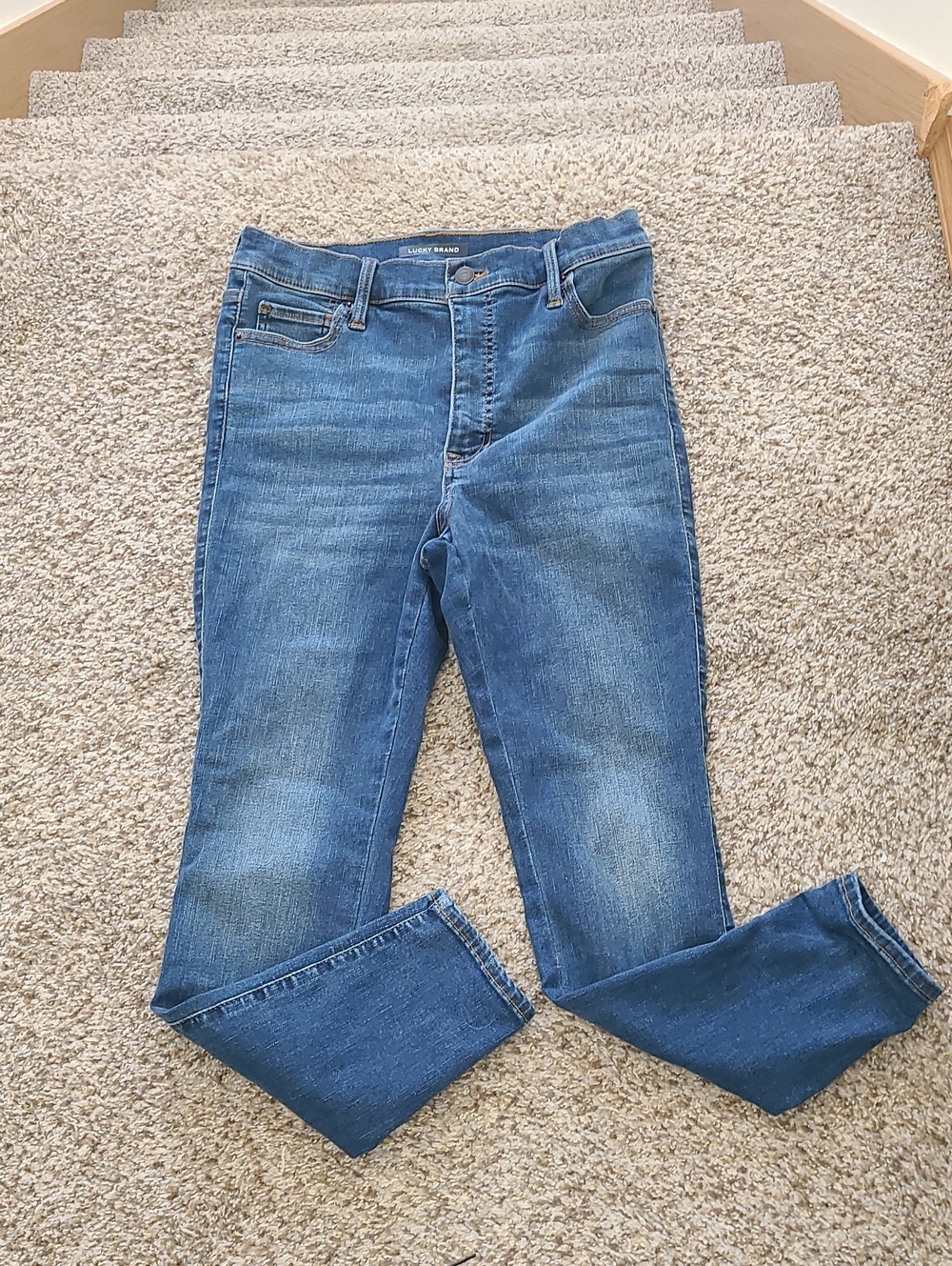 Lucky Brand Women's Skinny Jeans in Medium Blue Wash